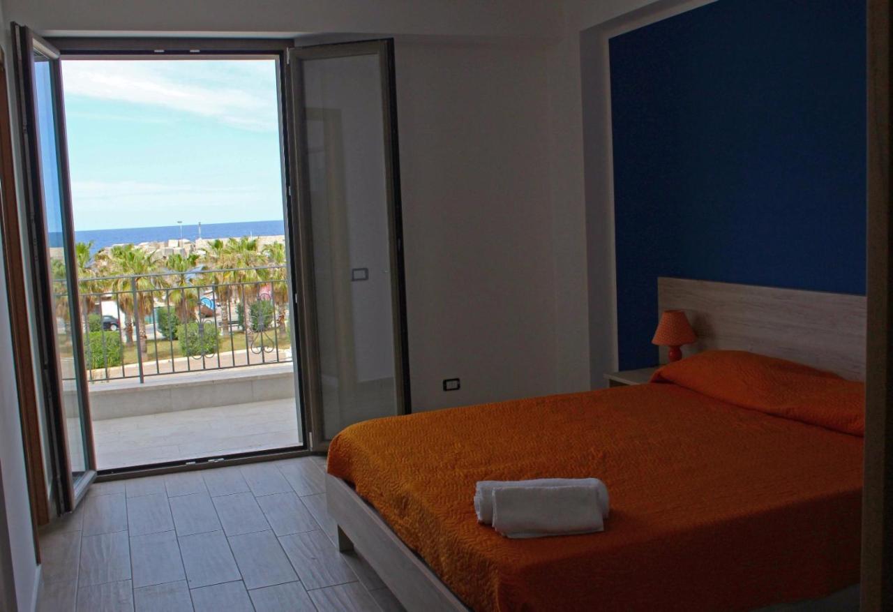 Bed Ponente Hotell Isola delle Femmine Exteriör bild