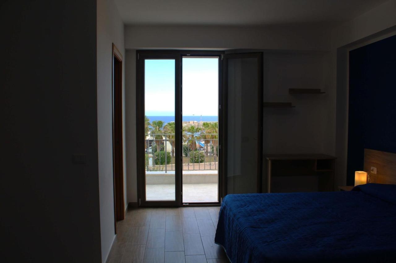 Bed Ponente Hotell Isola delle Femmine Exteriör bild